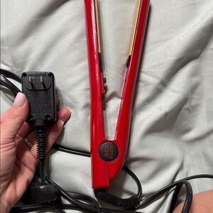 CHI Red Hair Straightener